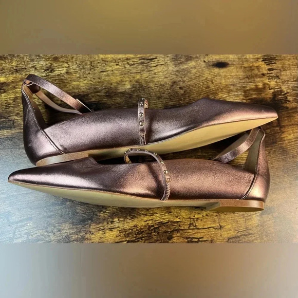Halston Heritage | Arwen Mink Metallic Leather Studded Flats. Size: 8.5M - Picture 12 of 15